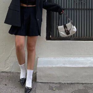 NWT Babaton SAVOY SKIRT, Black, Size 2 | Aritzia